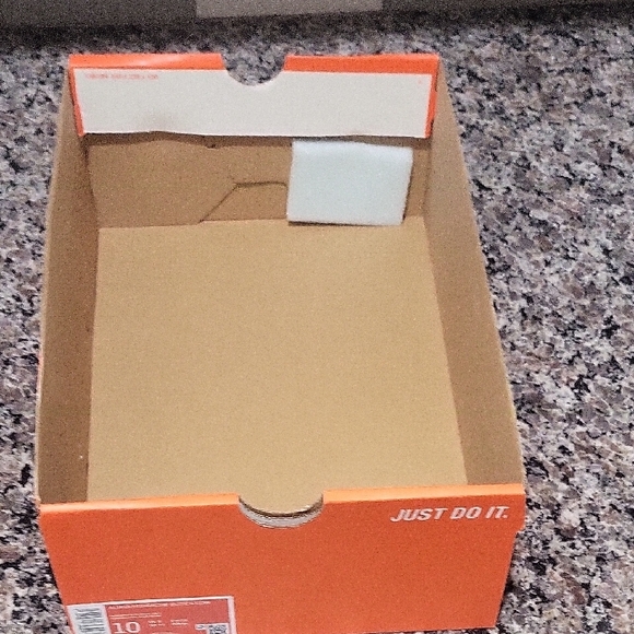 Alpha Huarache Elite 4 Low - Picture 11 of 12